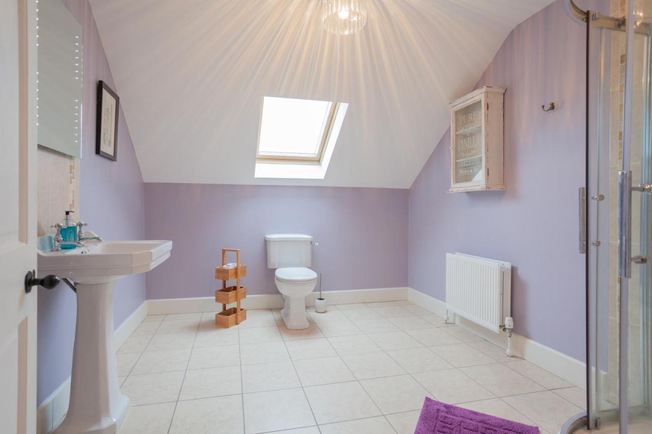 Beautiful Mountain Views & Private Hot Tub Βίλα Kilcoo Εξωτερικό φωτογραφία
